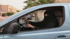 [영상] 사우디, 여성 운전 사상 첫 허용..
