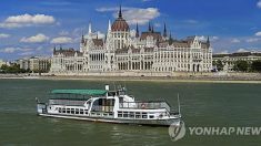 헝가리 다녀온 여행객들 “원래 구명조끼 없었다”..여행사 “아직 확인 못해, 파악 중”